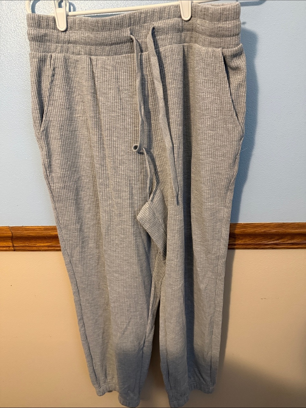 NWT Fit Collective Grey Ribbed 2-Piece Lounge Set - Size L - Picture 6 of 8